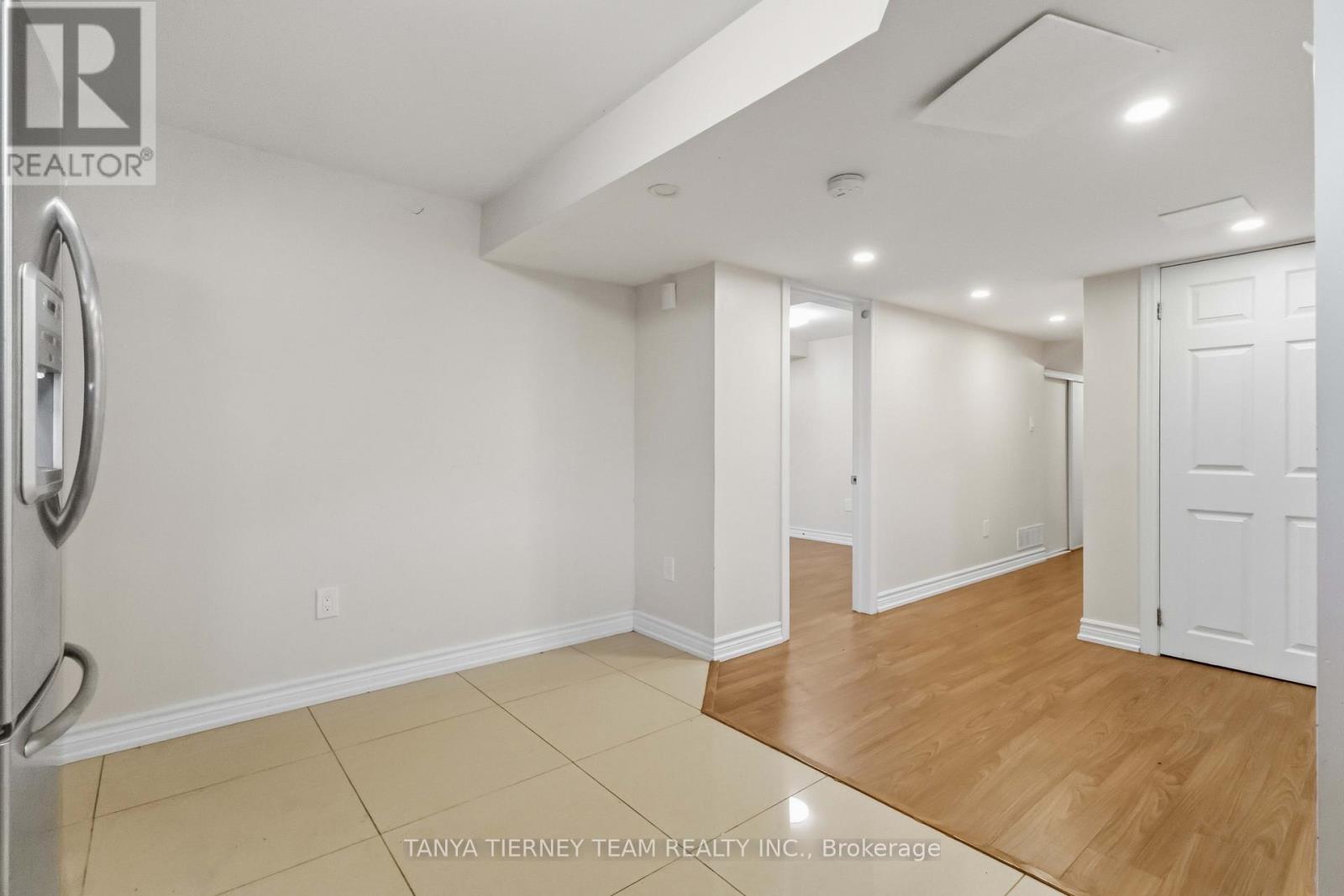 11 Hunter Drive, Ajax, Ontario  L1T 3M9 - Photo 39 - E13828528