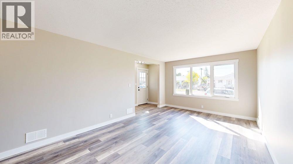 644 7 Street Sw, Medicine Hat, Alberta  T1A 4K8 - Photo 15 - A2347824