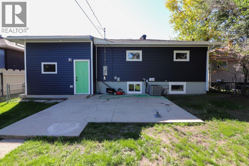 644 7 Street Sw, Medicine Hat, Alberta  T1A 4K8 - Photo 34 - A2347824