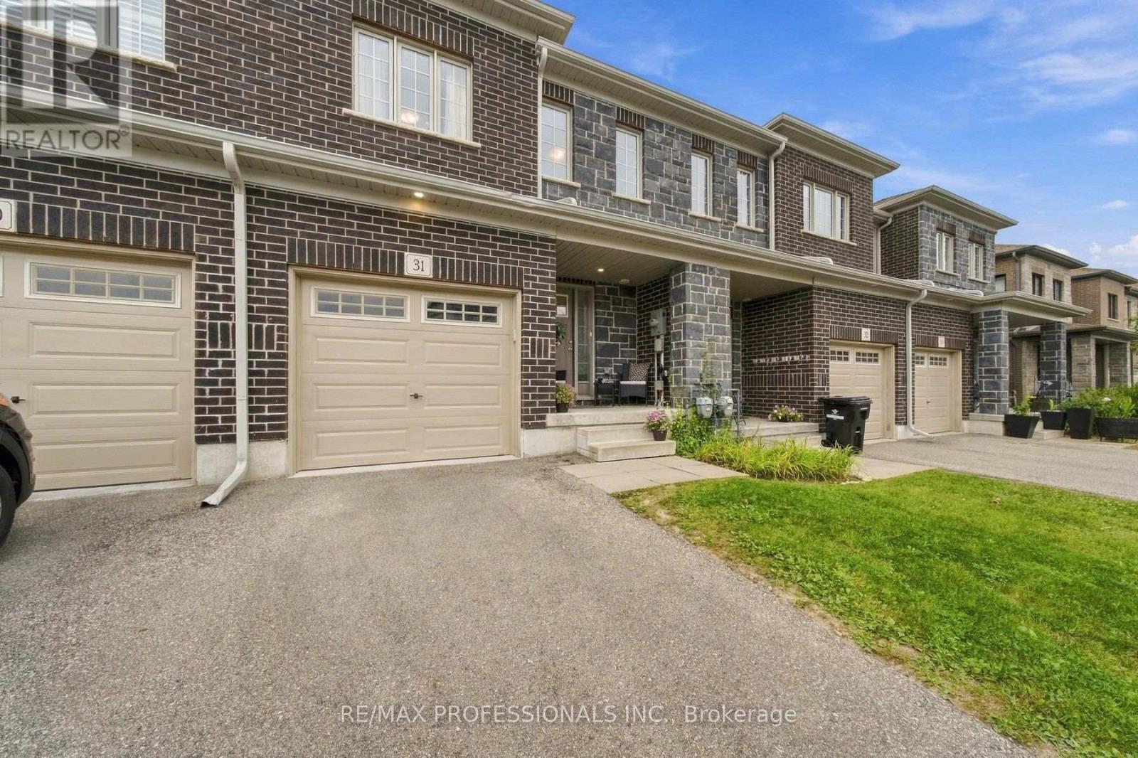 31 - 135 Hardcastle Drive, Cambridge, Ontario  N1S 0B6 - Photo 2 - X13825220
