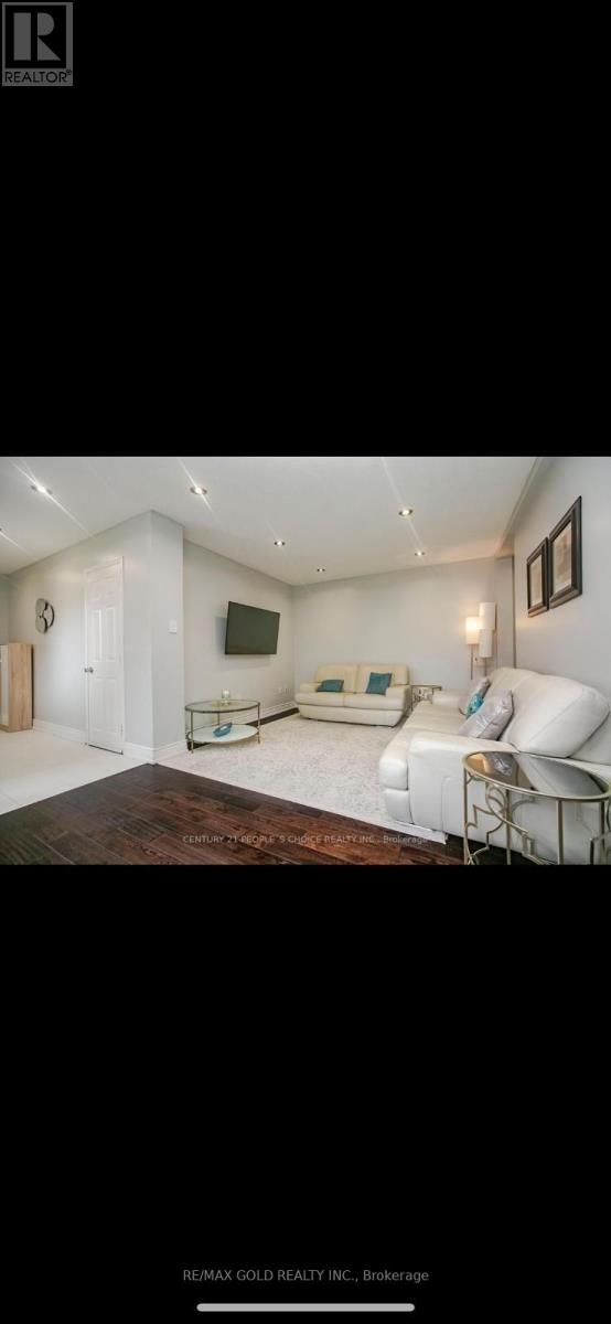 95 Lent Crescent, Brampton, Ontario  L6Y 4X7 - Photo 6 - W13828504