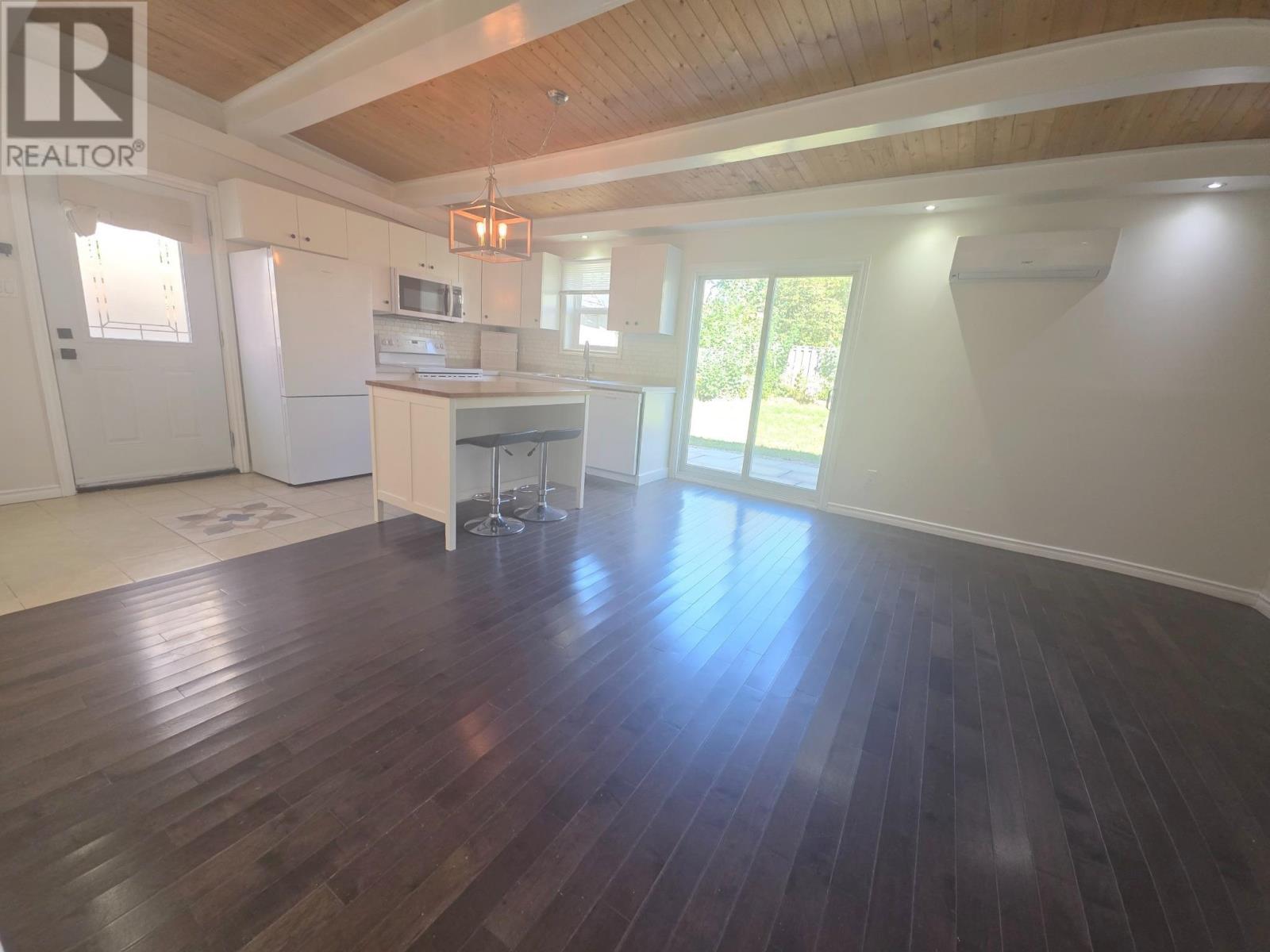 30-32 Spring Park Road, Charlottetown, Prince Edward Island  C1A 3X8 - Photo 17 - 202624358