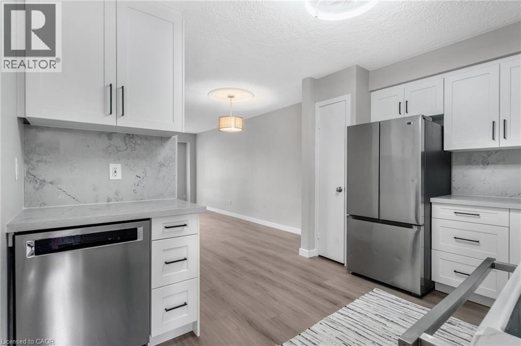 104 Ralgreen Crescent, Kitchener, Ontario  N2M 1T9 - Photo 6 - 40863675