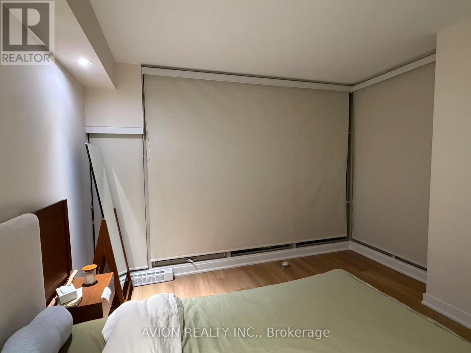 2212 - 35 Mariner Terrace, Toronto, Ontario  M5V 3V9 - Photo 17 - C13818816