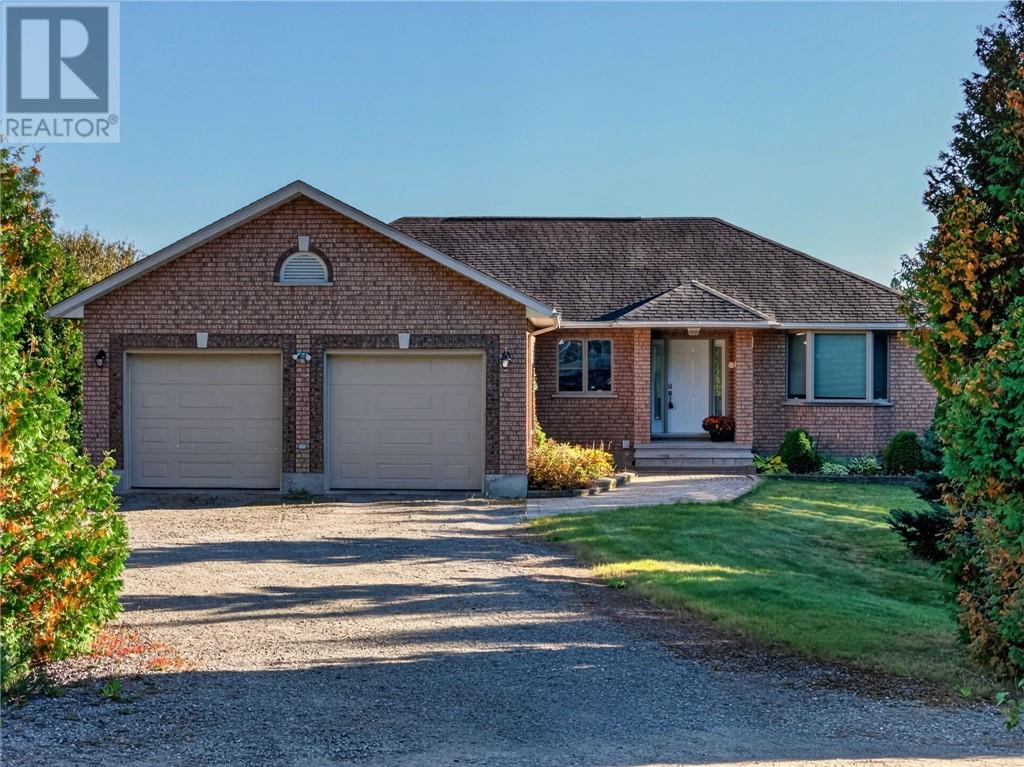 193 Black Lake Road, Lively, Ontario  P3Y 1K4 - Photo 2 - 2130572