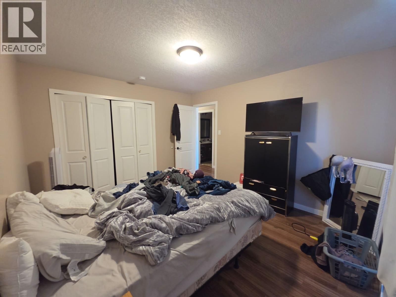 picture 24