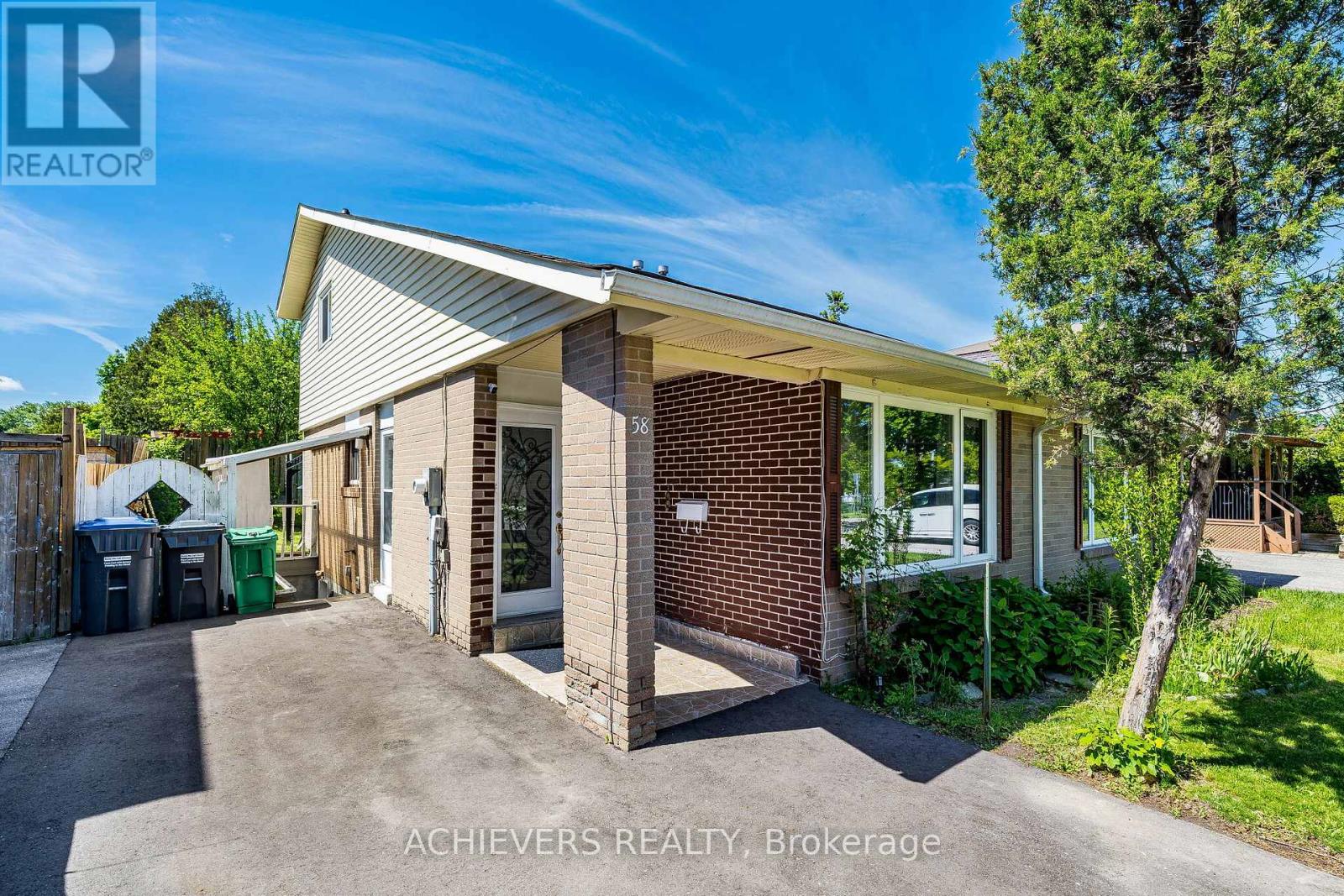 58 Archdekin Drive, Brampton, Ontario  L6V 1Y5 - Photo 4 - W13651910