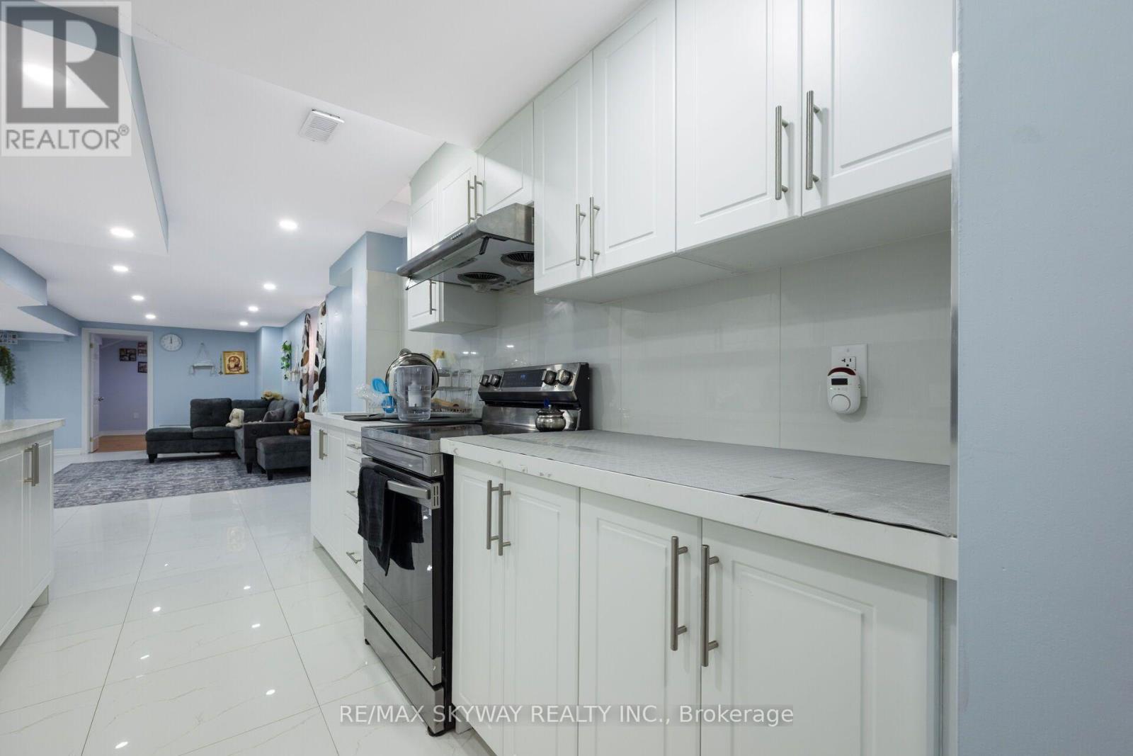 46 Don Minaker Drive, Brampton, Ontario  L6P 1R3 - Photo 48 - W13820170