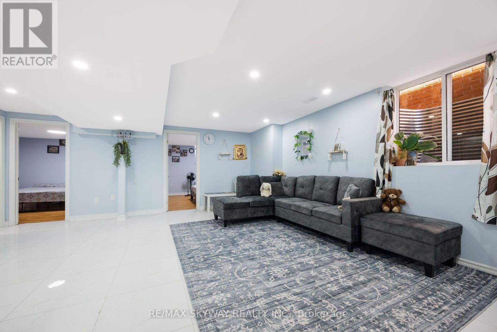 46 Don Minaker Drive, Brampton, Ontario  L6P 1R3 - Photo 35 - W13820170
