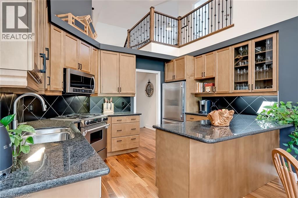4285 Couples Crescent, Burlington, Ontario  L7M 4Y8 - Photo 3 - 40866555