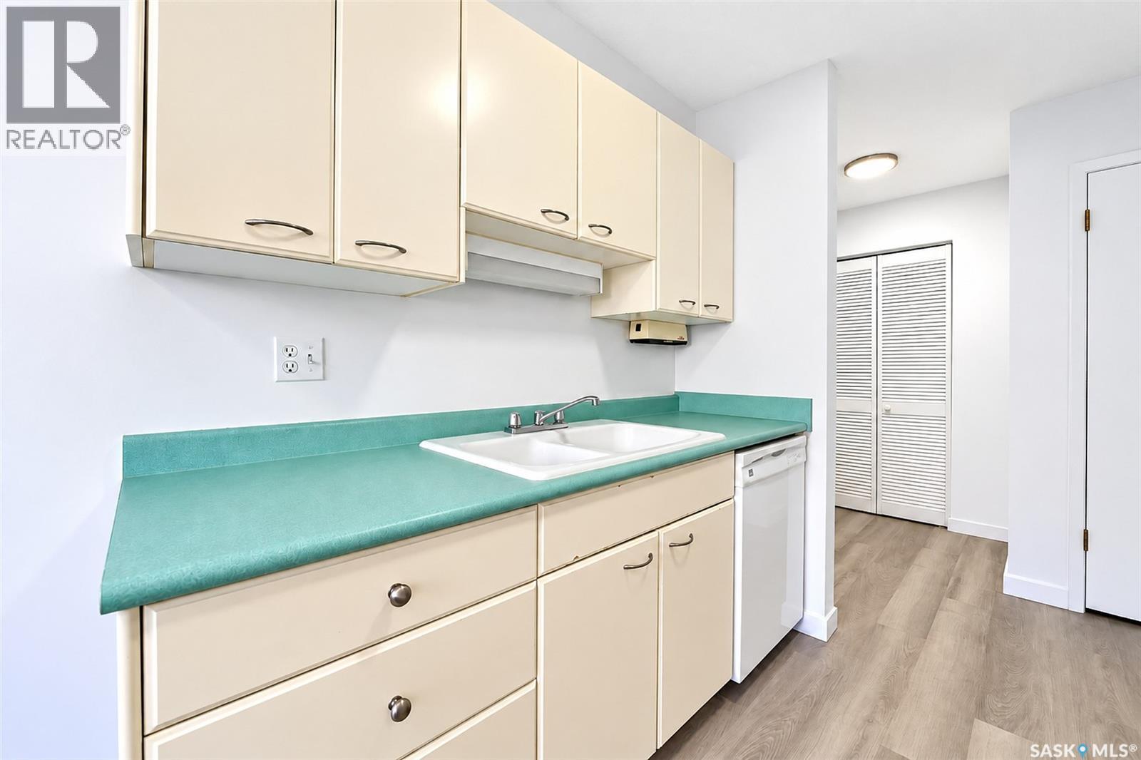 53 1 Columbia Drive, Saskatoon, Saskatchewan  S7K 1E3 - Photo 6 - SK049497