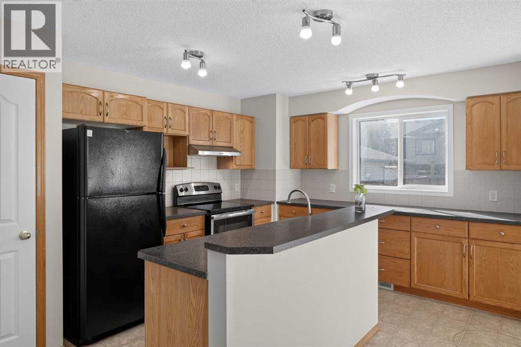 184 Everridge Way Sw, Calgary, Alberta  T2Y 4S9 - Photo 13 - A2346437