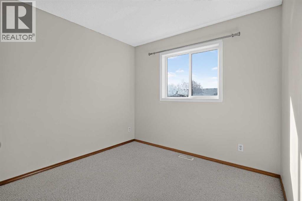 184 Everridge Way Sw, Calgary, Alberta  T2Y 4S9 - Photo 29 - A2346437