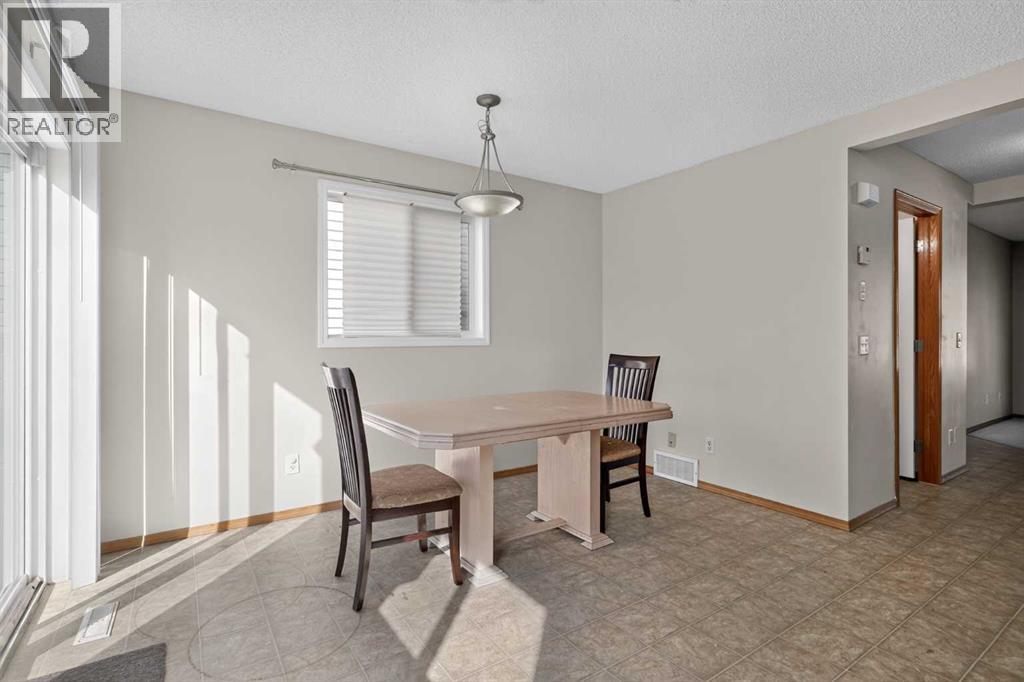 184 Everridge Way Sw, Calgary, Alberta  T2Y 4S9 - Photo 23 - A2346437
