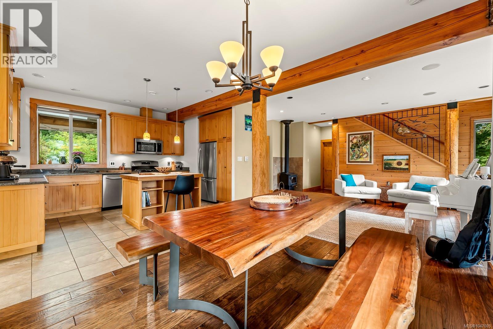 652 Fox Rd, Quadra Island, British Columbia  V0P 1N0 - Photo 14 - 1047605