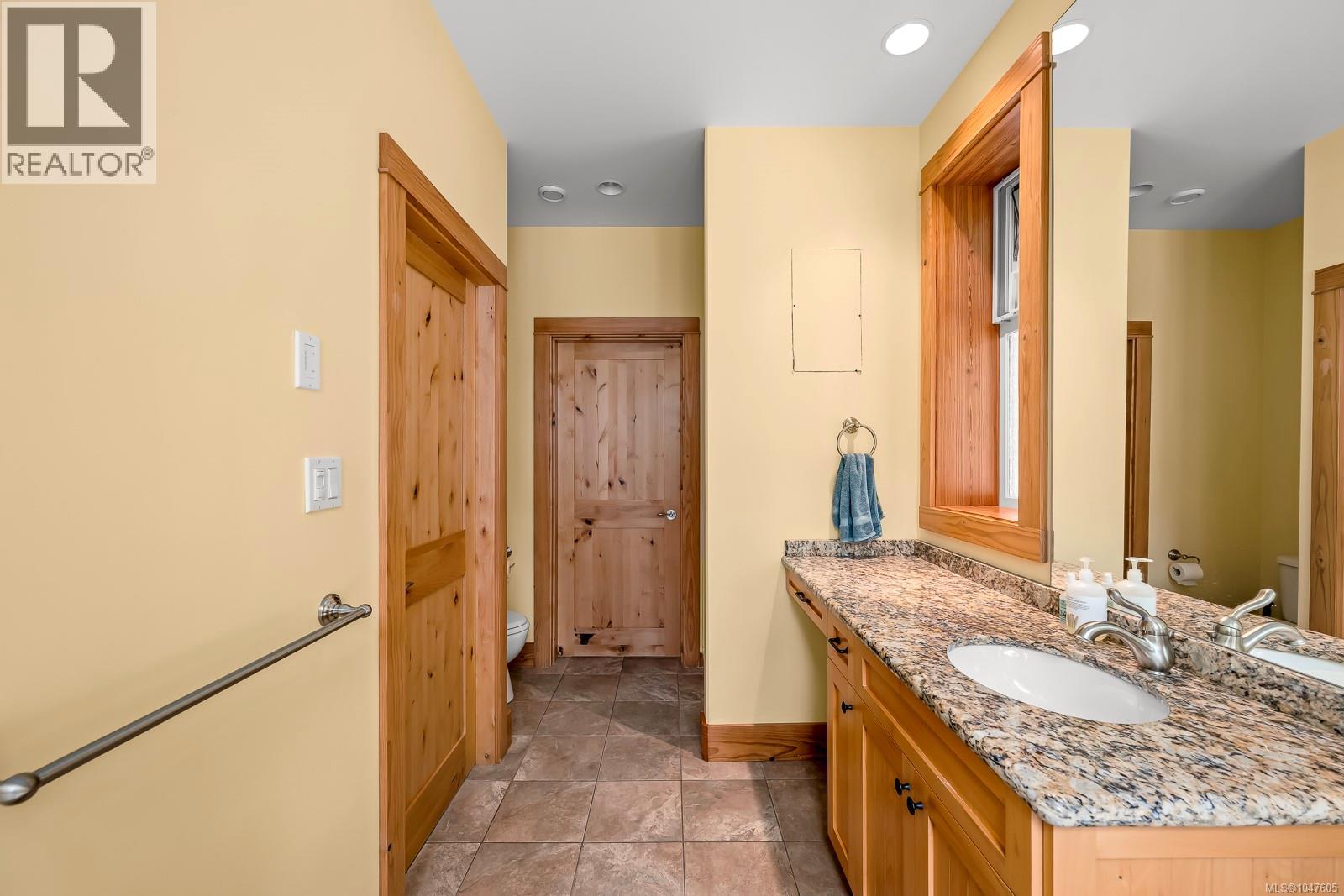 652 Fox Rd, Quadra Island, British Columbia  V0P 1N0 - Photo 40 - 1047605