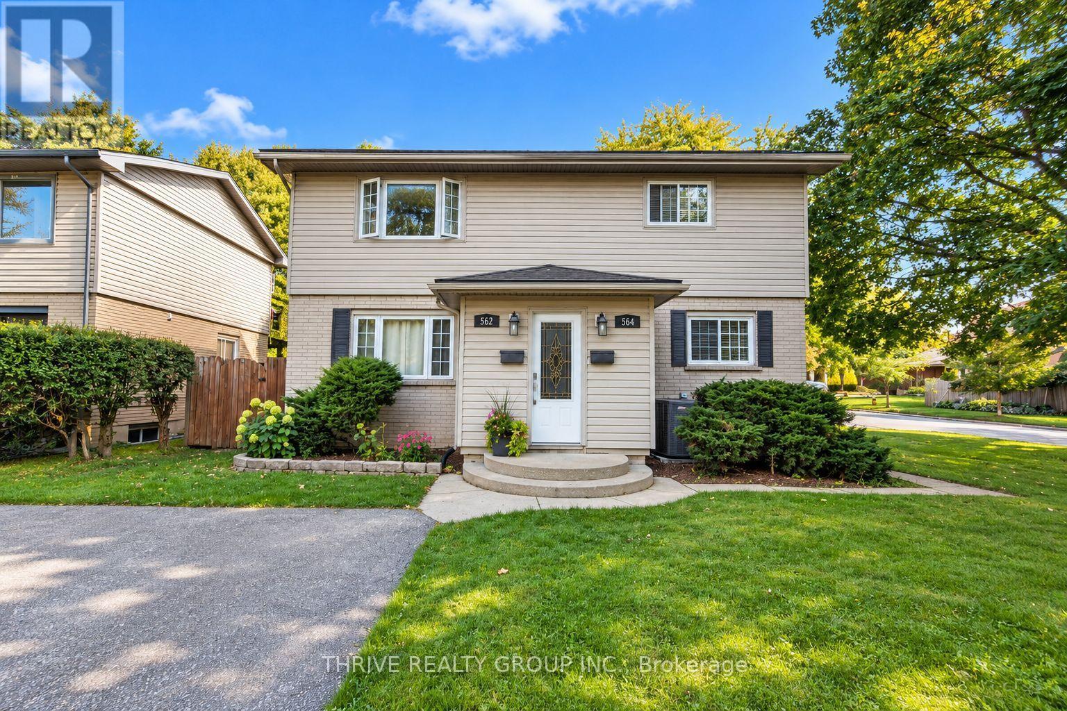 $1,900 MonthlyUpper - 562 Knights Hill Road, London South, Ontario