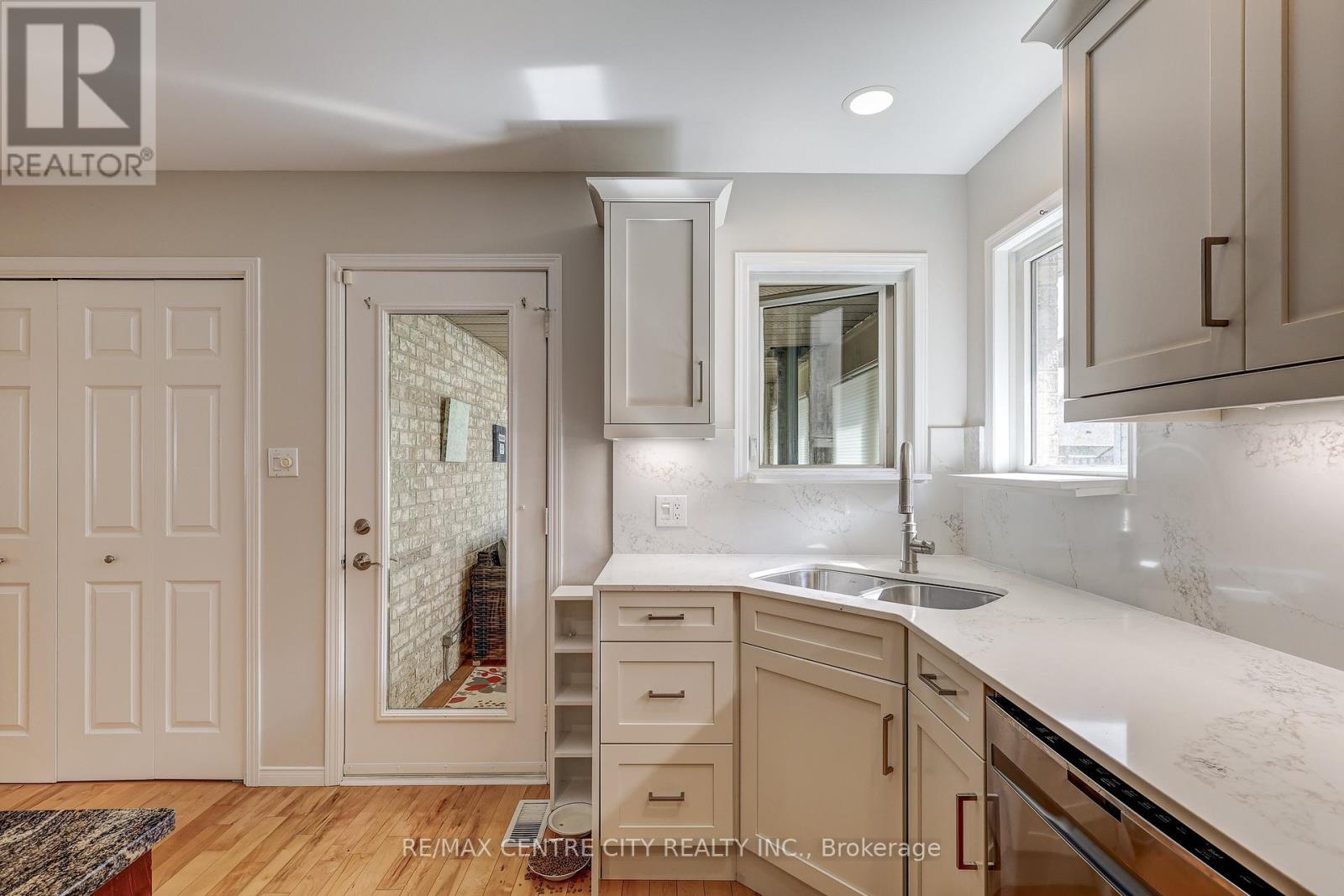 24 Schreyer Drive, St. Thomas, Ontario  N5R 6E8 - Photo 16 - X13828856