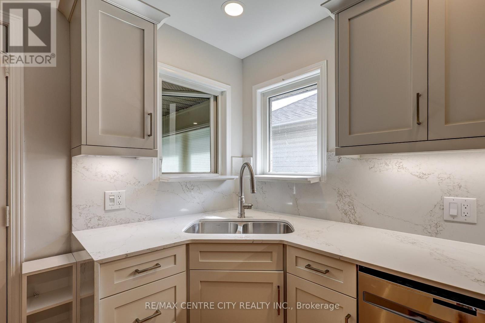 24 Schreyer Drive, St. Thomas, Ontario  N5R 6E8 - Photo 17 - X13828856