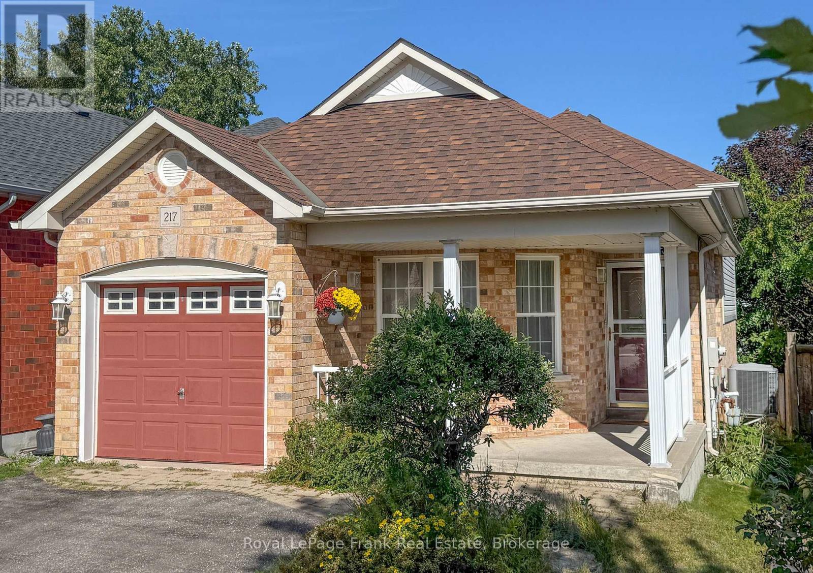 217 Cornish Drive, Clarington, Ontario  L1E 3H4 - Photo 2 - E13828778