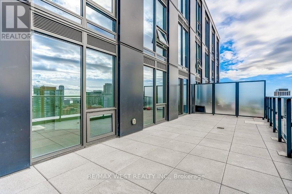 2707 - 100 Queen Street E, Toronto, Ontario  M5C 0B5 - Photo 16 - C13828602