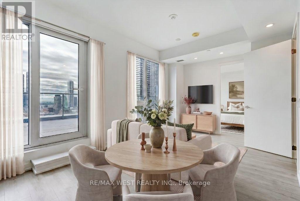 2707 - 100 Queen Street E, Toronto, Ontario  M5C 0B5 - Photo 8 - C13828602