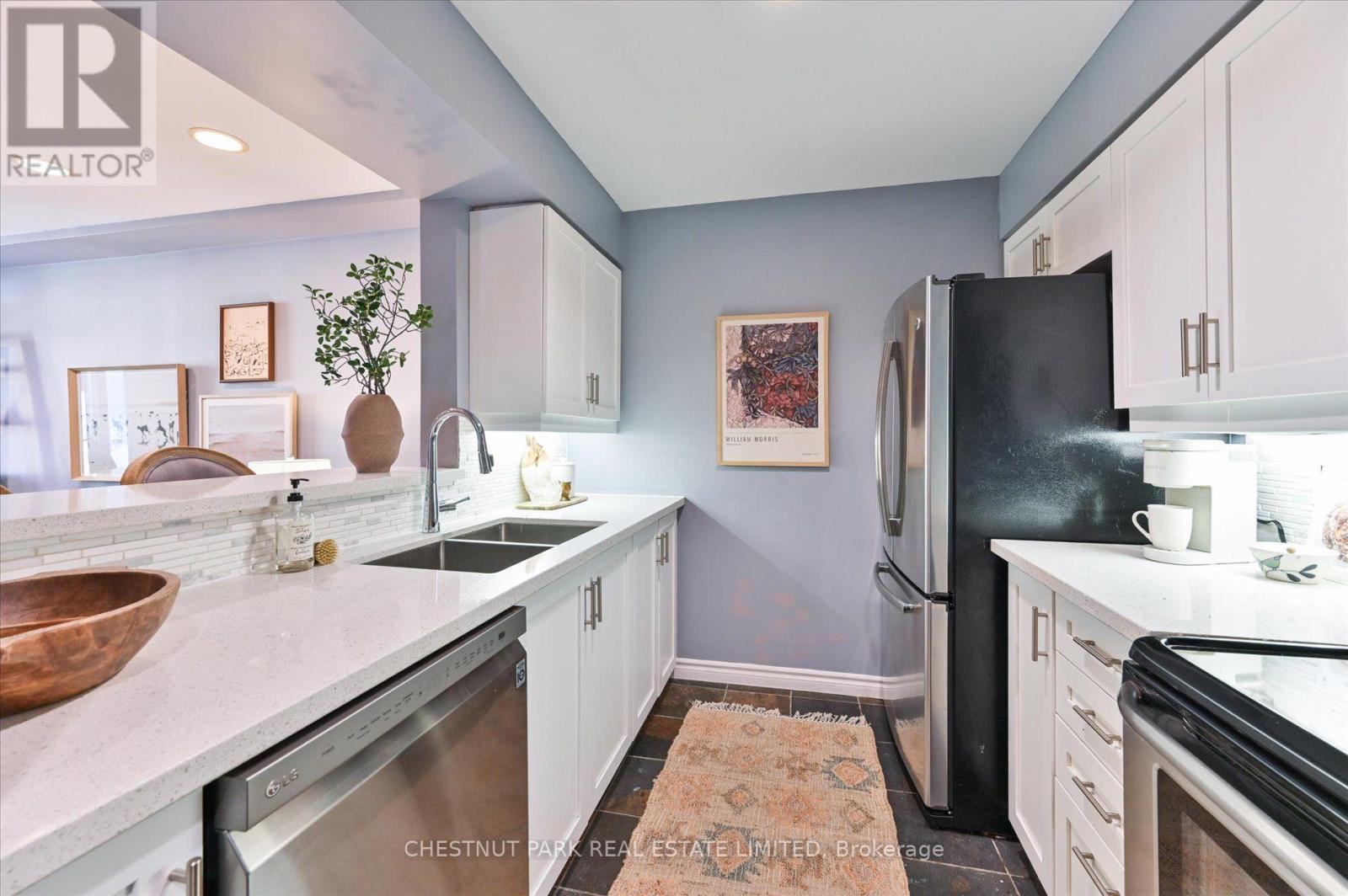 406 - 1750 Bayview Avenue, Toronto, Ontario M4G 4H6 - Photo 11 - C13828610