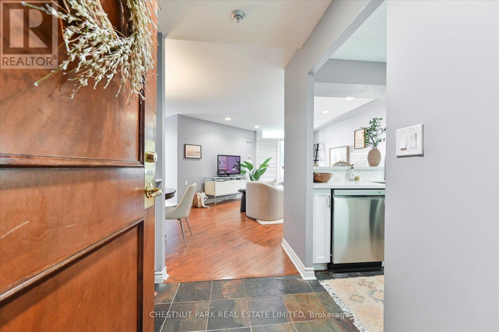 406 - 1750 Bayview Avenue, Toronto, Ontario M4G 4H6 - Photo 2 - C13828610