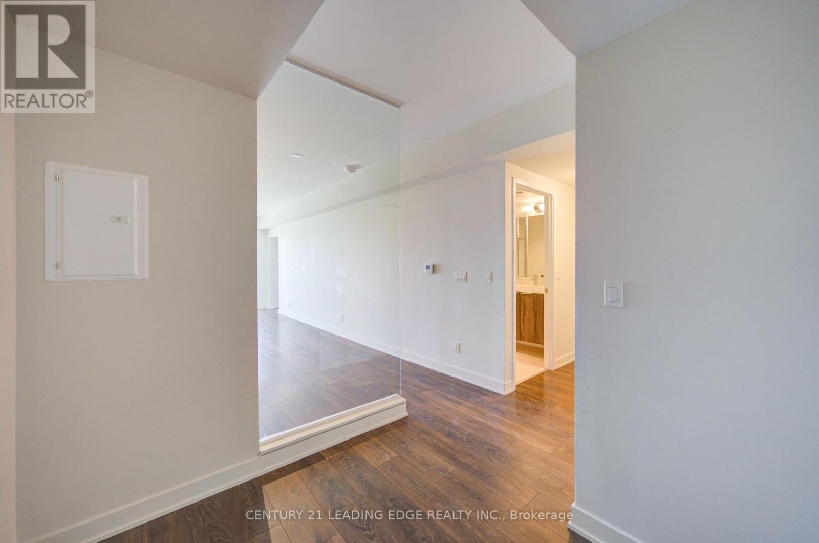 606 - 2 Sonic Way, Toronto, Ontario M3C 0P2 - Photo 15 - C13828616