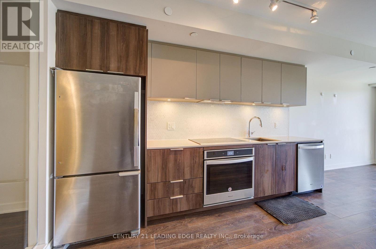 606 - 2 Sonic Way, Toronto, Ontario M3C 0P2 - Photo 16 - C13828616