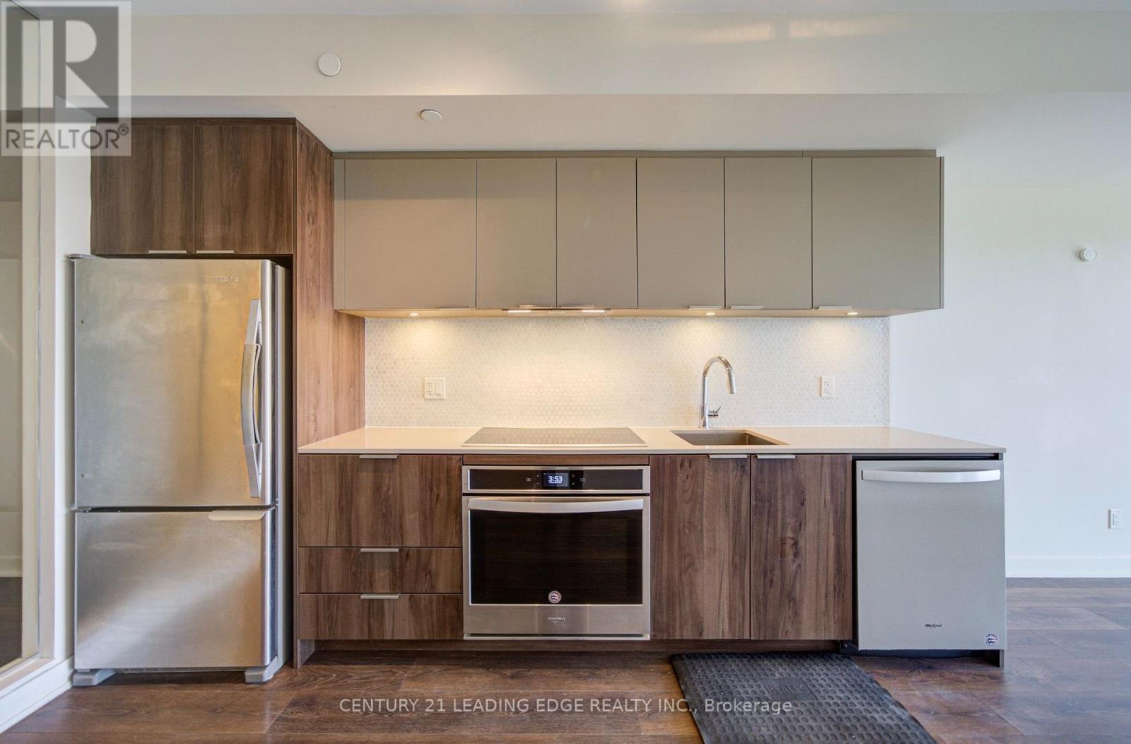 606 - 2 Sonic Way, Toronto, Ontario M3C 0P2 - Photo 17 - C13828616
