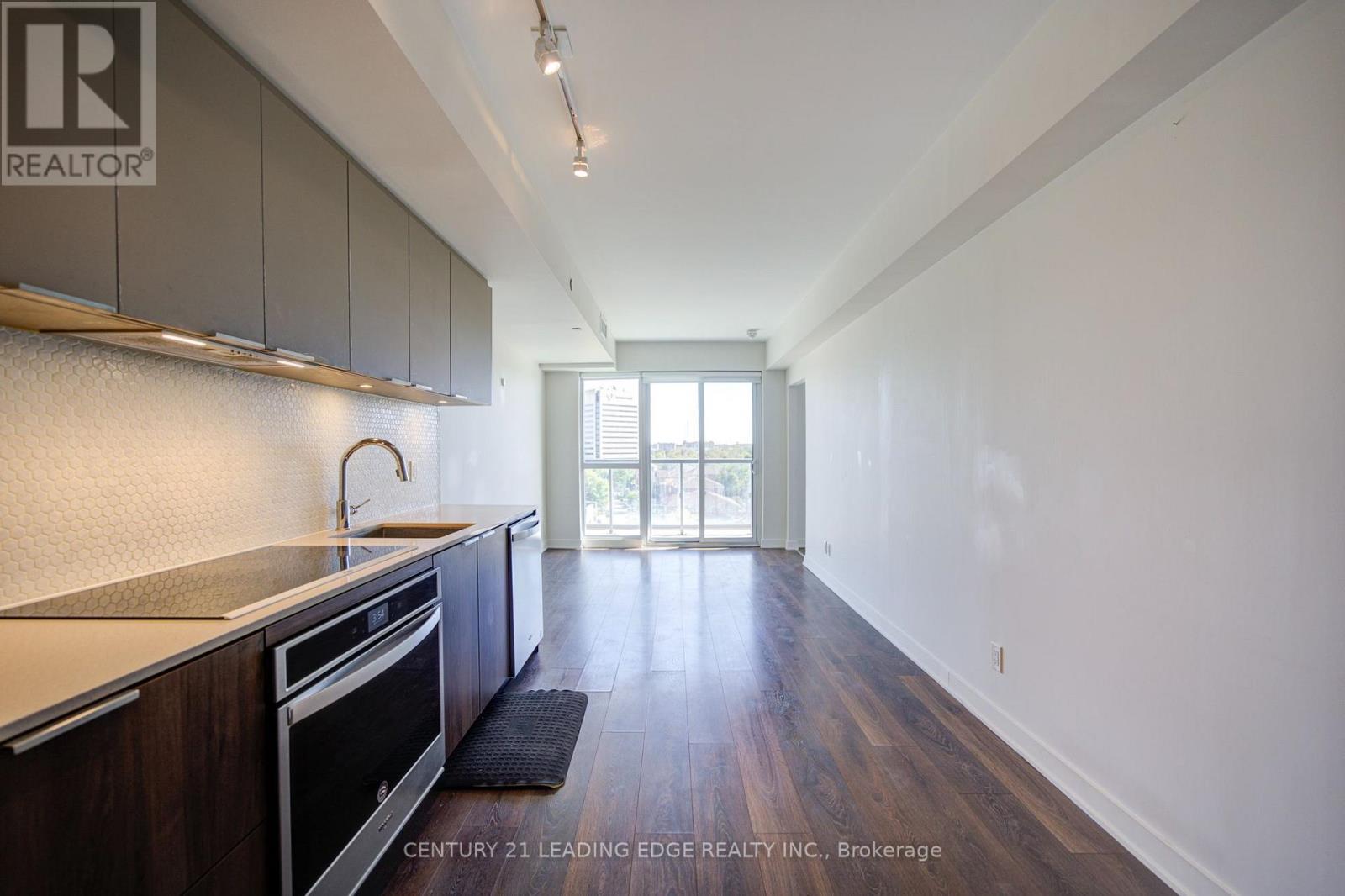 606 - 2 Sonic Way, Toronto, Ontario M3C 0P2 - Photo 25 - C13828616