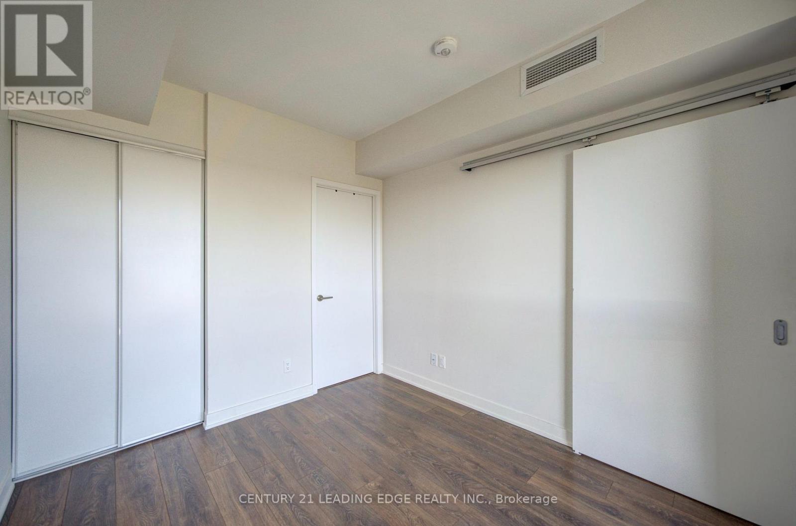 606 - 2 Sonic Way, Toronto, Ontario M3C 0P2 - Photo 28 - C13828616