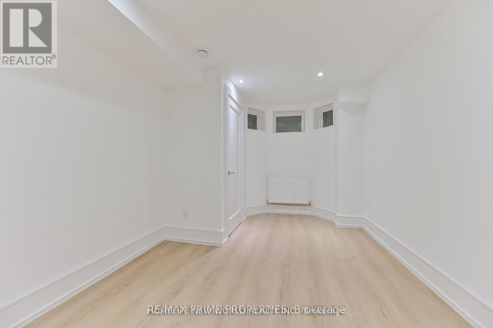 Lower - 995 Dufferin Street, Toronto, Ontario  M6H 4B2 - Photo 4 - C13828644