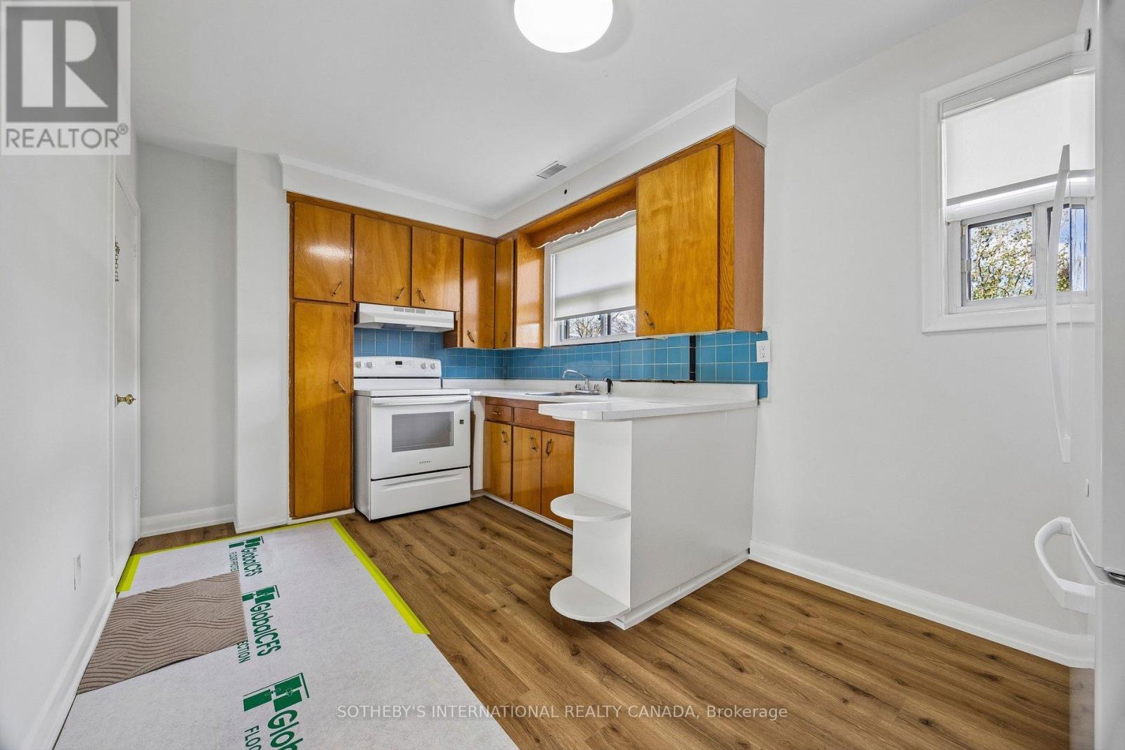 120 Ranee Avenue, Toronto, Ontario  M6A 1N2 - Photo 11 - C13828682