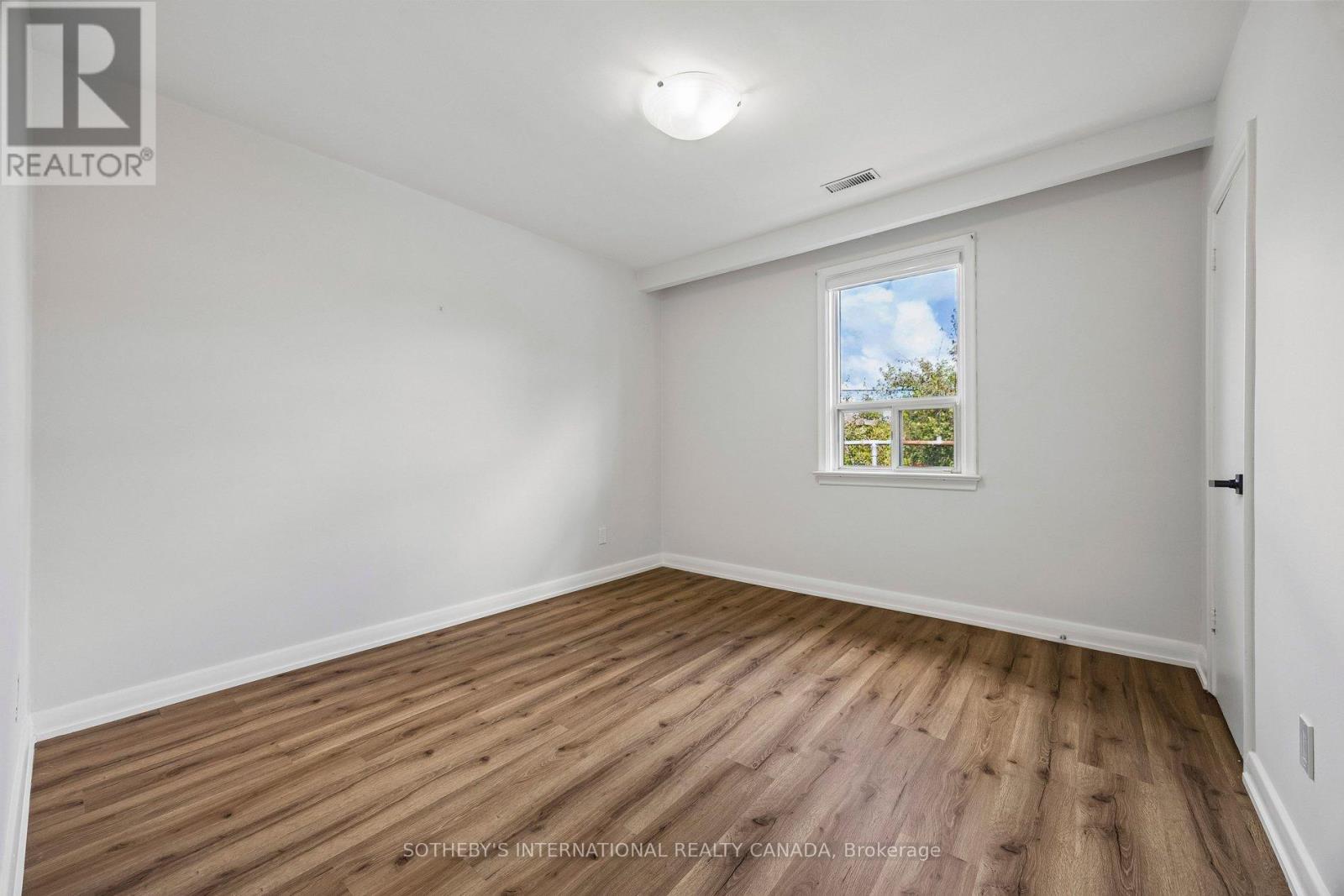 120 Ranee Avenue, Toronto, Ontario  M6A 1N2 - Photo 17 - C13828682