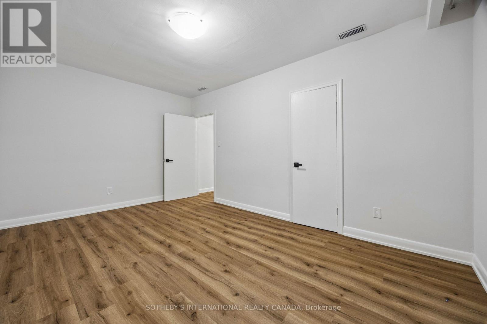 120 Ranee Avenue, Toronto, Ontario  M6A 1N2 - Photo 22 - C13828682