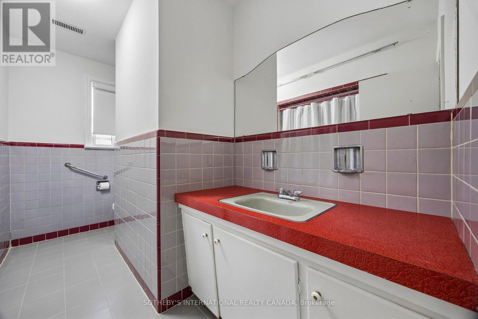 120 Ranee Avenue, Toronto, Ontario  M6A 1N2 - Photo 27 - C13828682