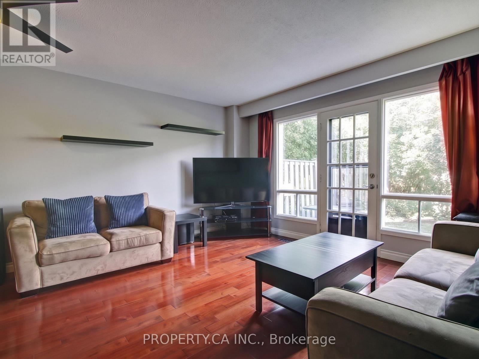 50 Wild Briarway, Toronto, Ontario  M2J 2L2 - Photo 4 - C13828740