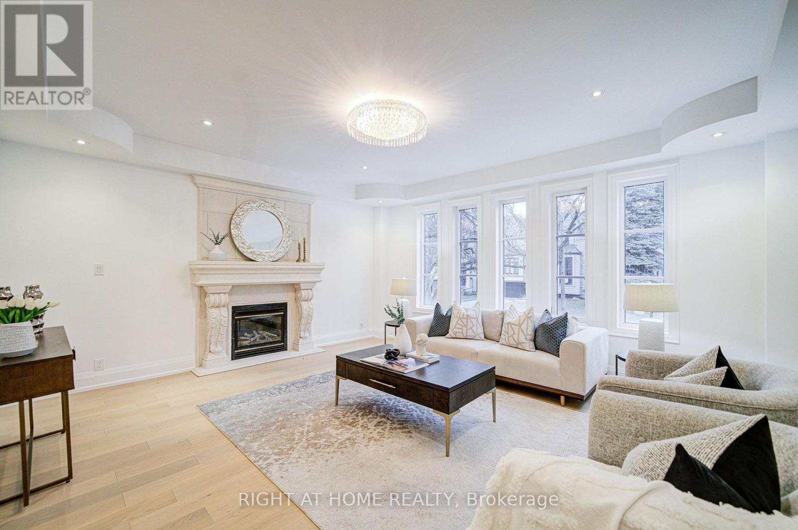125 Kingsdale Avenue, Toronto, Ontario  M2N 3W5 - Photo 11 - C13828782