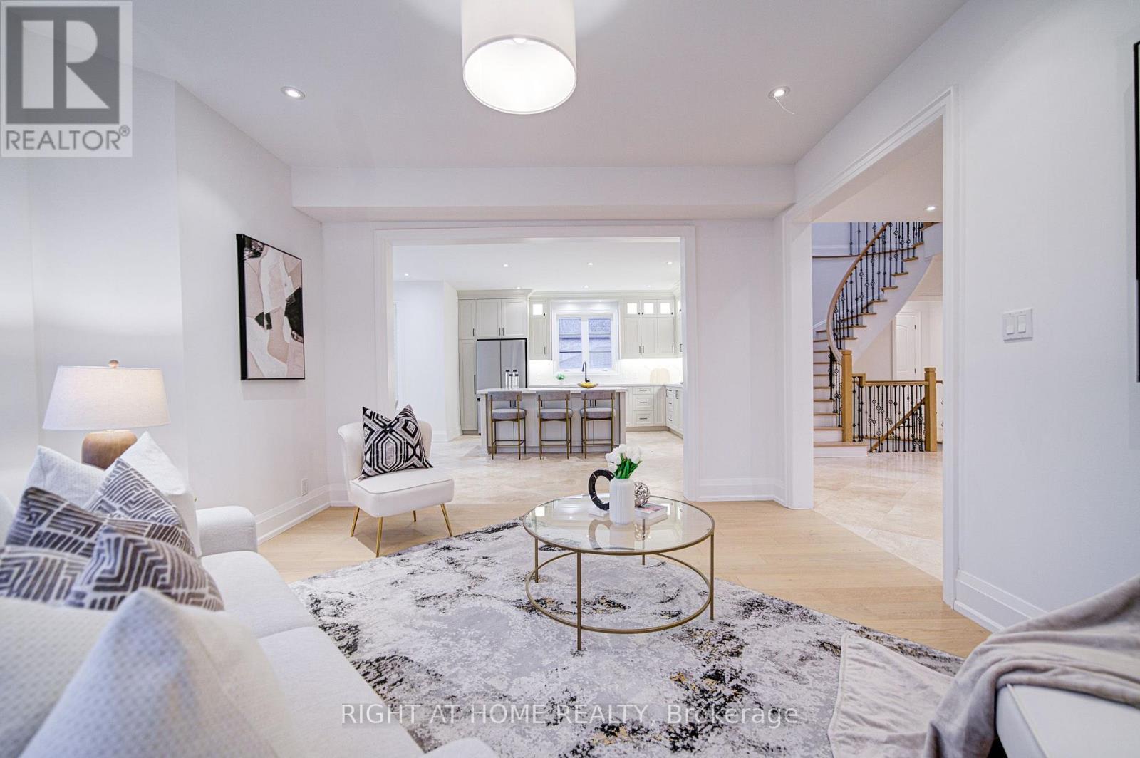 125 Kingsdale Avenue, Toronto, Ontario  M2N 3W5 - Photo 27 - C13828782