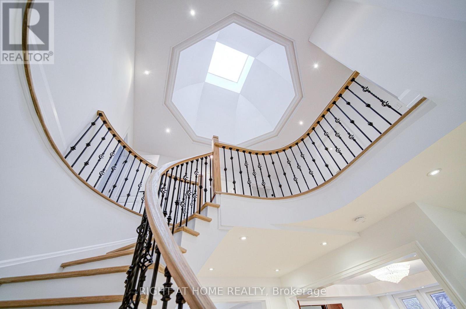 125 Kingsdale Avenue, Toronto, Ontario  M2N 3W5 - Photo 28 - C13828782