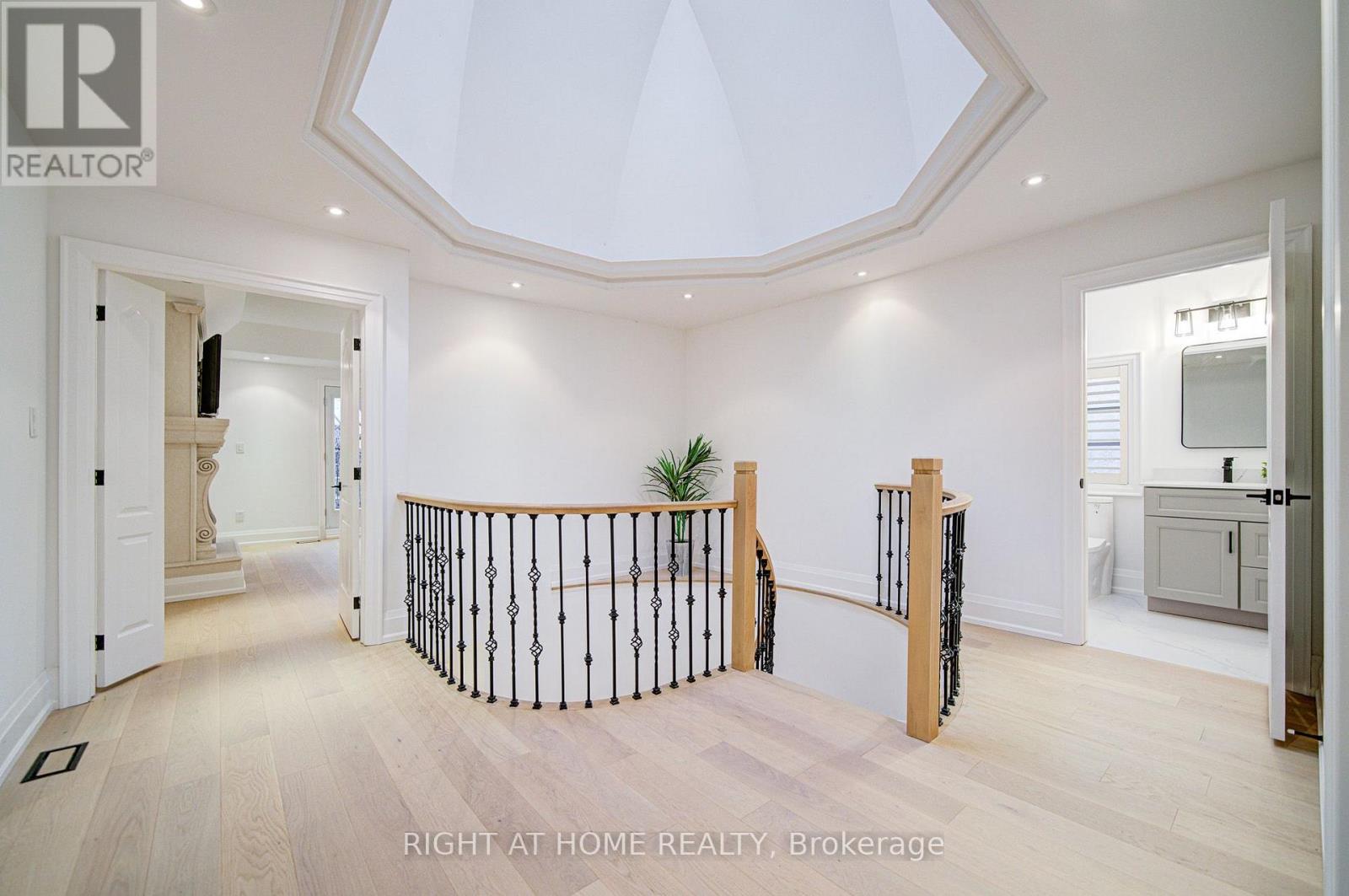 125 Kingsdale Avenue, Toronto, Ontario  M2N 3W5 - Photo 29 - C13828782