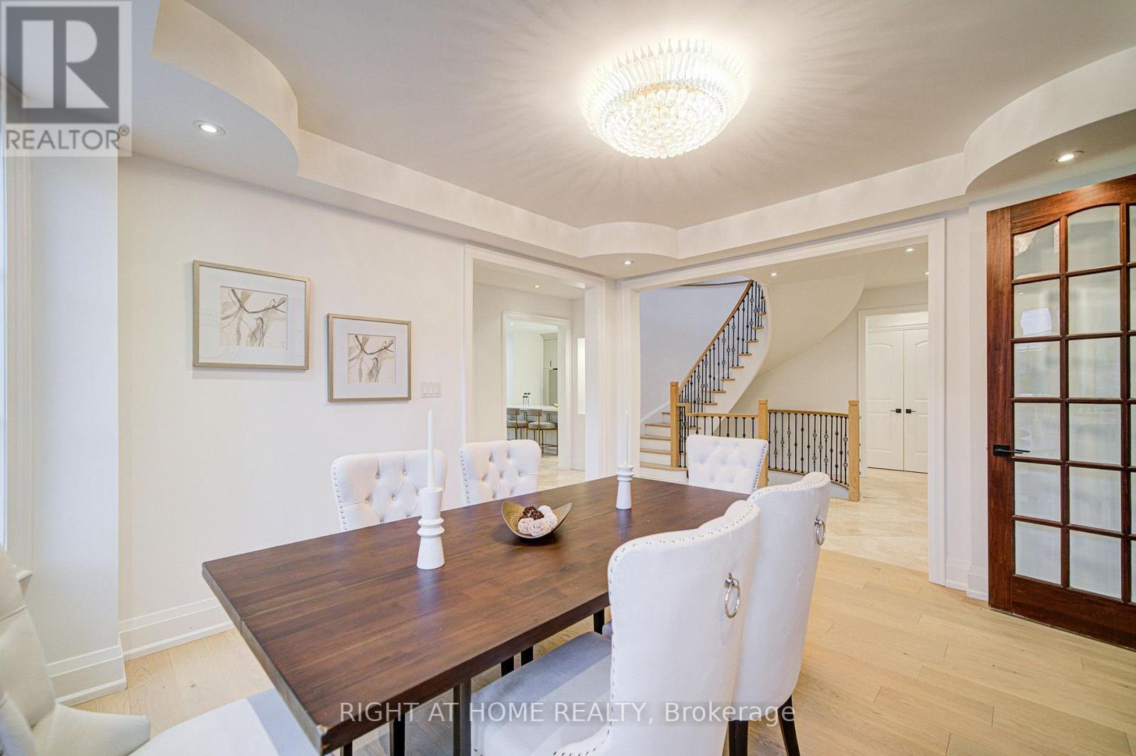 125 Kingsdale Avenue, Toronto, Ontario  M2N 3W5 - Photo 7 - C13828782