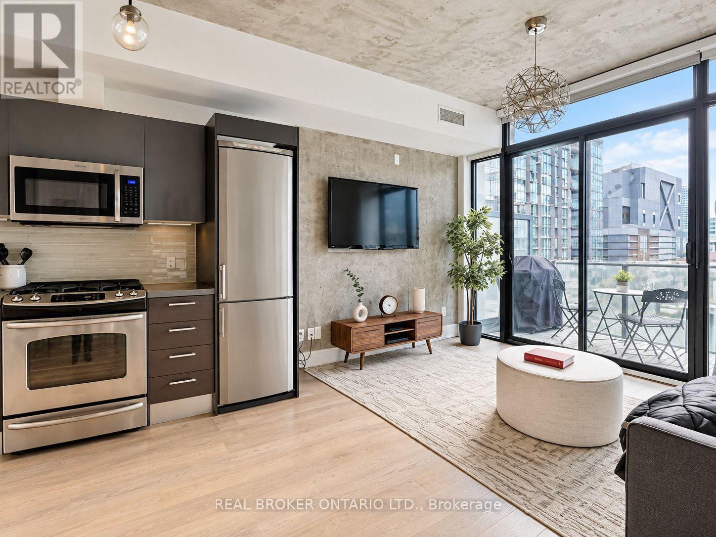 408 - 25 STAFFORD STREET, Toronto, Ontario