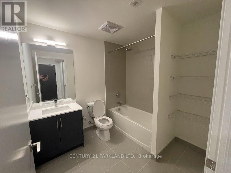 315 - 840 St Clair Avenue W, Toronto, Ontario  M6C 1C1 - Photo 7 - C13828916