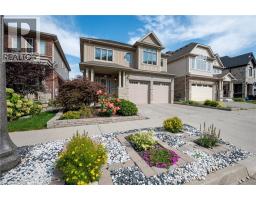 299 MOORLANDS Crescent, Kitchener, Ontario