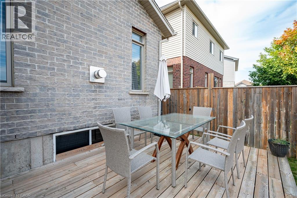 299 Moorlands Crescent, Kitchener, Ontario  N2P 0C4 - Photo 33 - 40852861