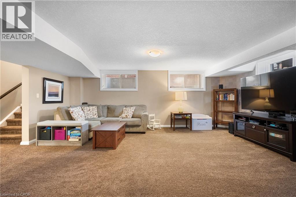 299 Moorlands Crescent, Kitchener, Ontario  N2P 0C4 - Photo 30 - 40852861
