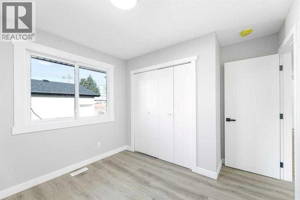 3239 Dovercliife Road SE, Calgary, Alberta  T2B 1W1 - Photo 12 - A2329382